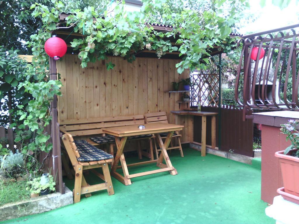 Apartments Katarina 乌马格 客房 照片